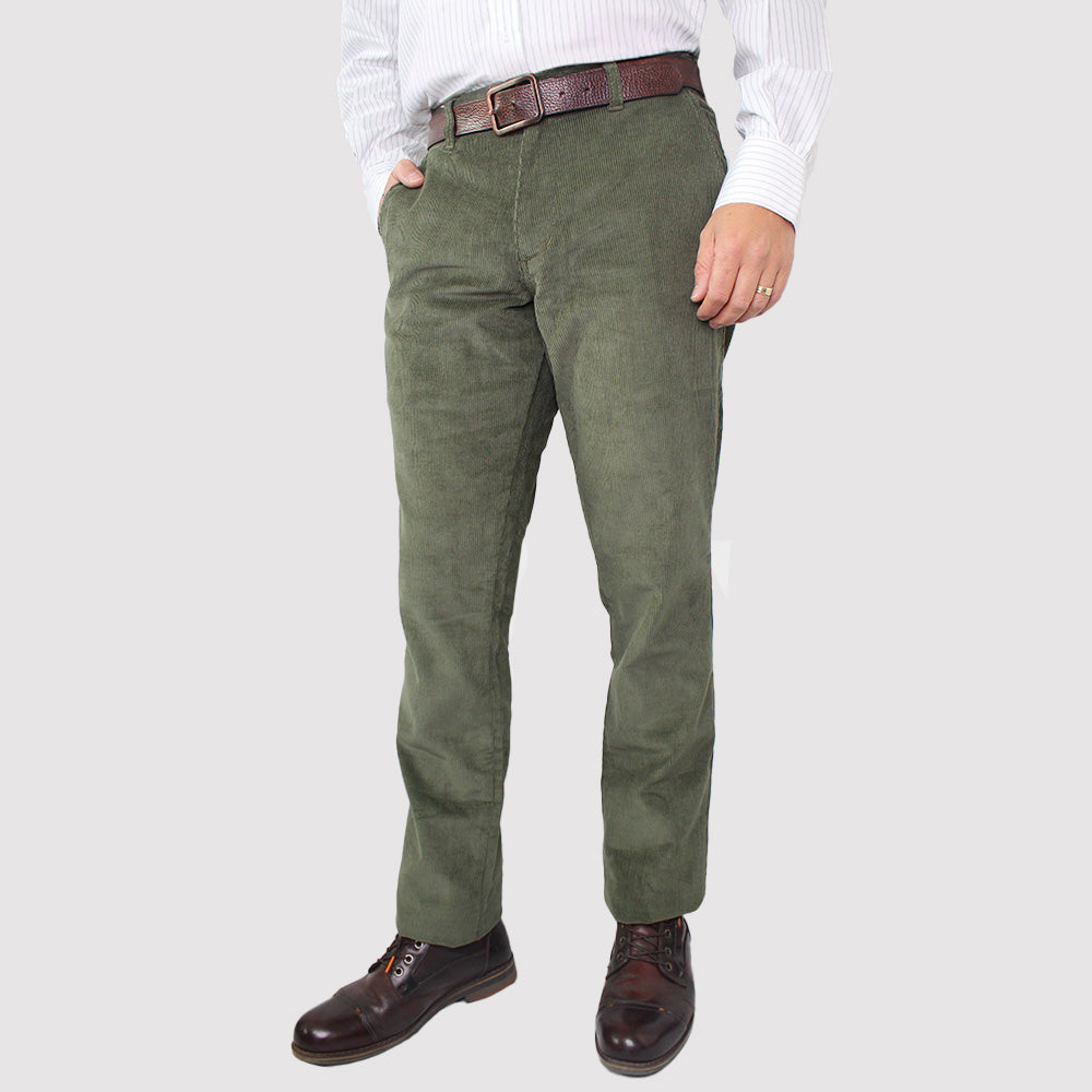 Pantalon en pana real fit silueta amplia Ref. 170 Talla 28